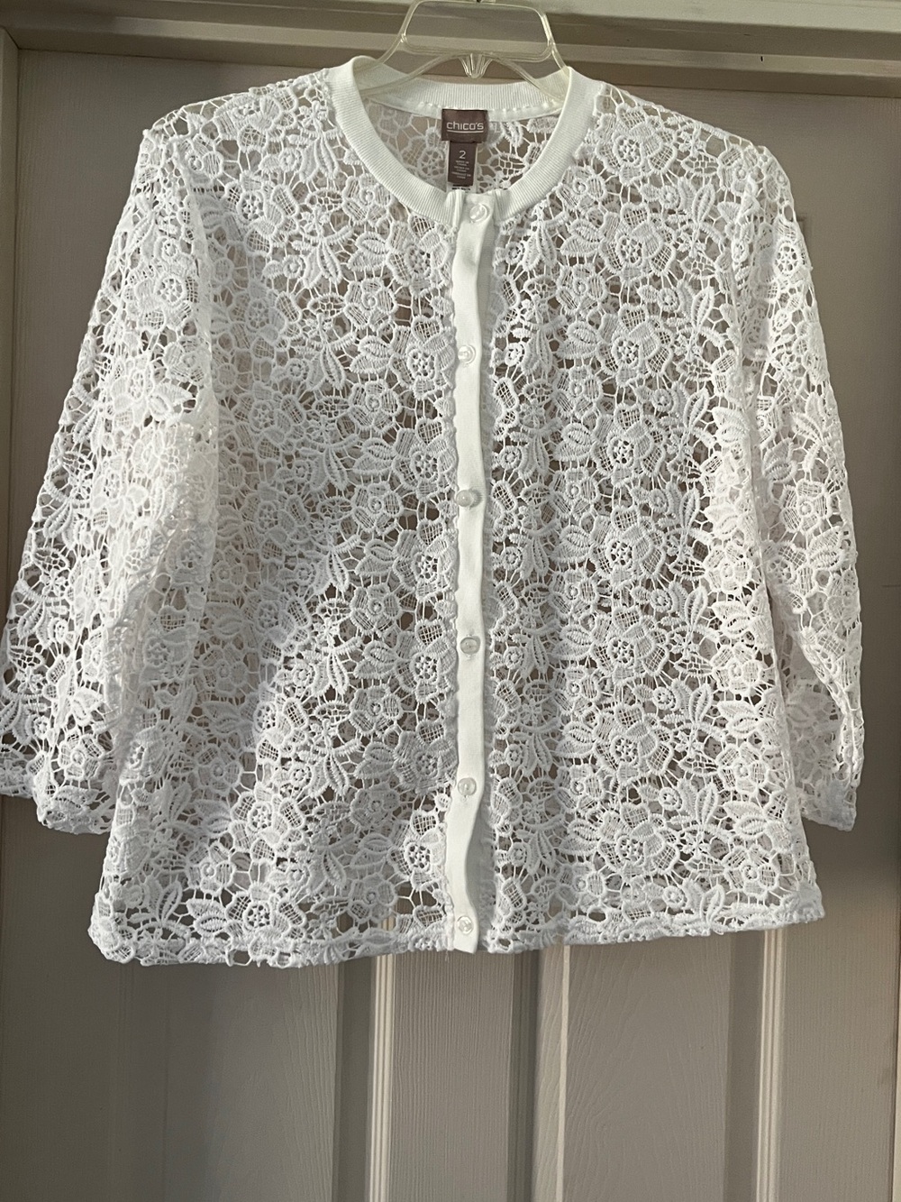 Chico's White Floral Lace Button-Up Cardigan size 2 (XL)